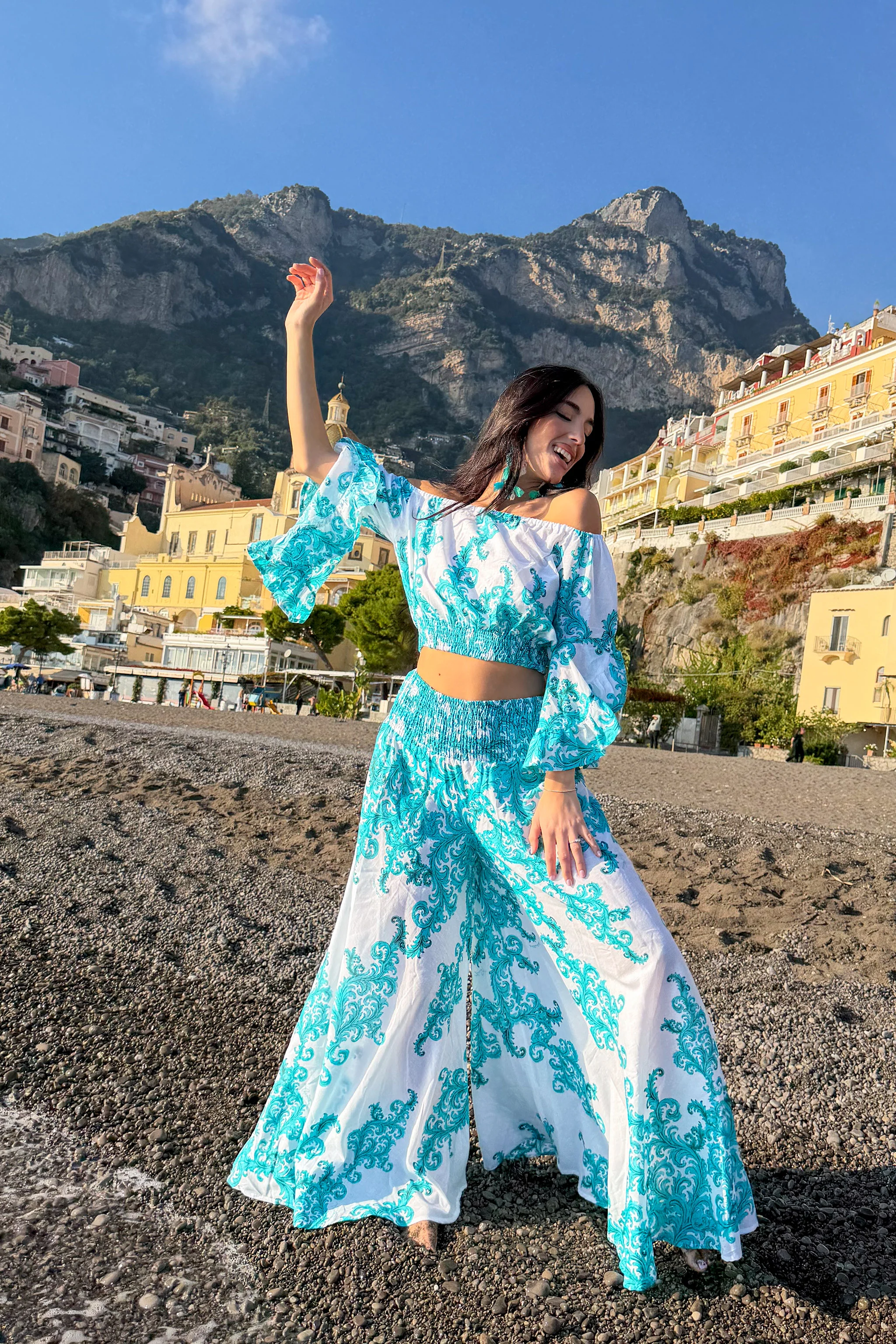 Top con spalle scoperte